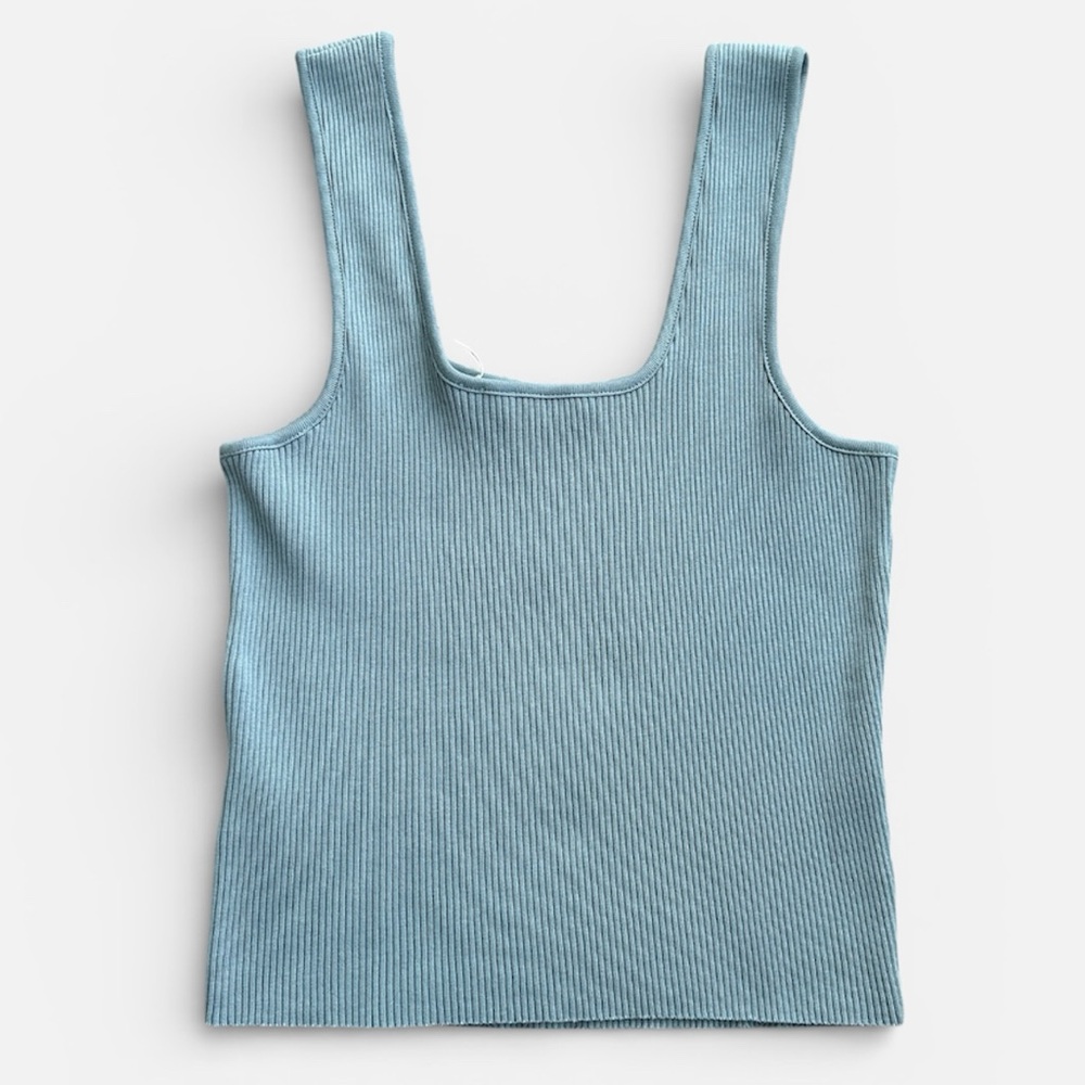 Vince. Blue Ribbed Tank Top - Picture 2 of 4
